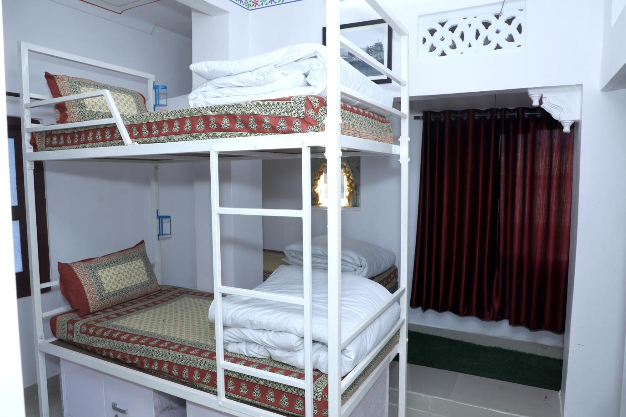 The Mama Hotel - Rooms And Dormitory Udaipur Dış mekan fotoğraf