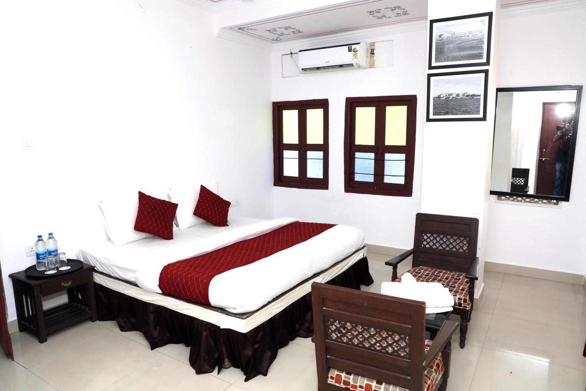 The Mama Hotel - Rooms And Dormitory Udaipur Dış mekan fotoğraf