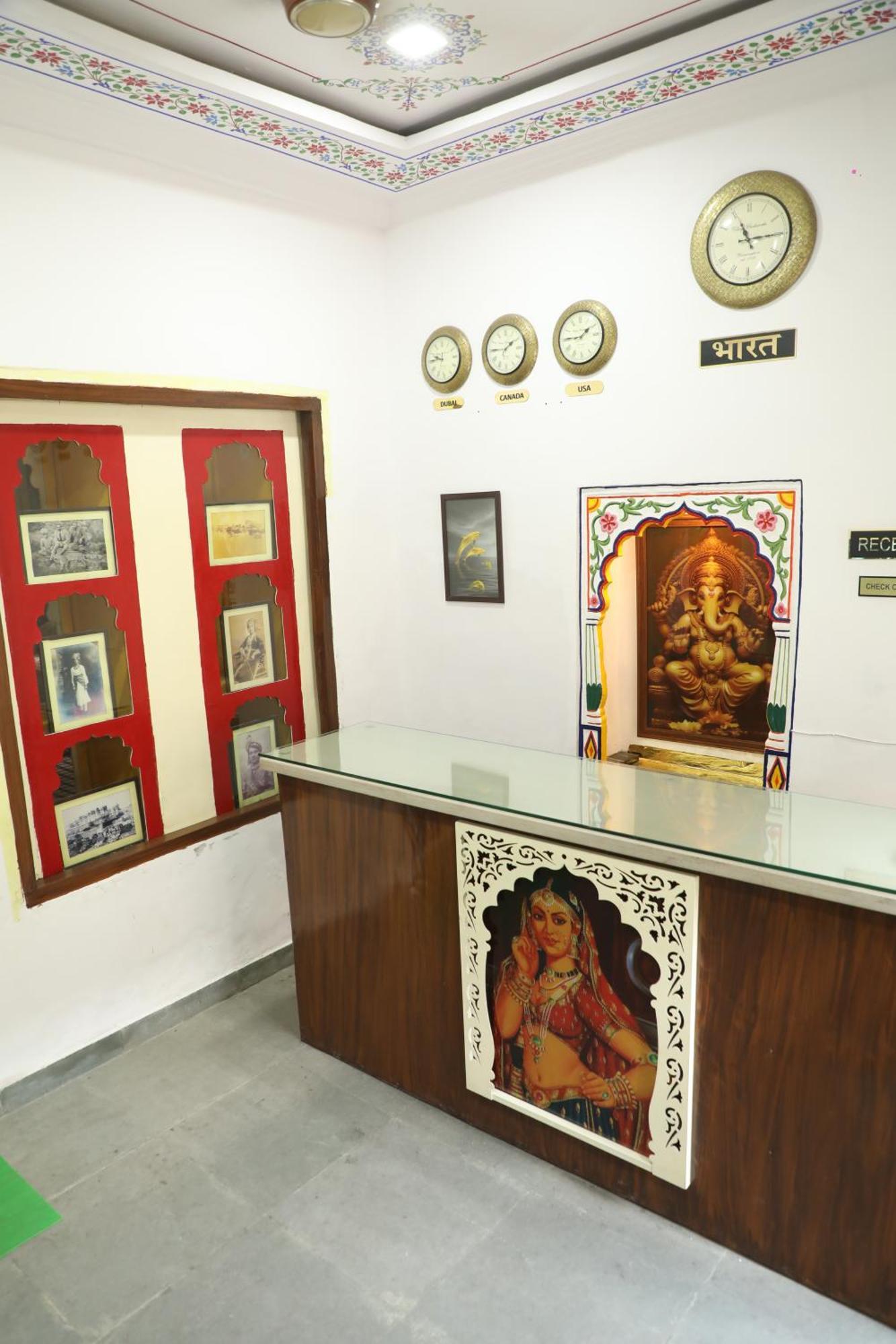 The Mama Hotel - Rooms And Dormitory Udaipur Dış mekan fotoğraf